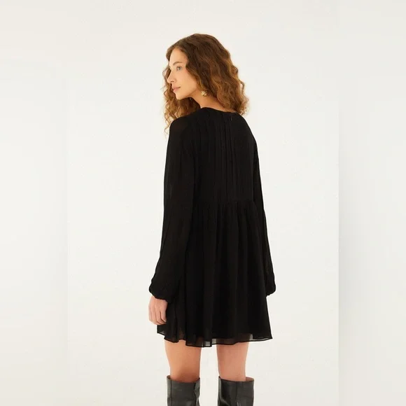 Farm Rio: Black Shell Mini Dress - Picture 2 of 9